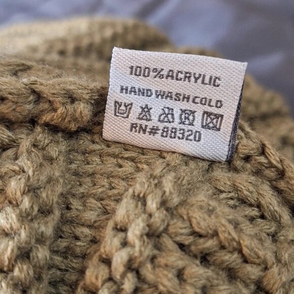 C.C. Beanie Women's OSFM Olive Green Knit Cozy Cozycore Comfy Warm Soft - Picture 5 of 5